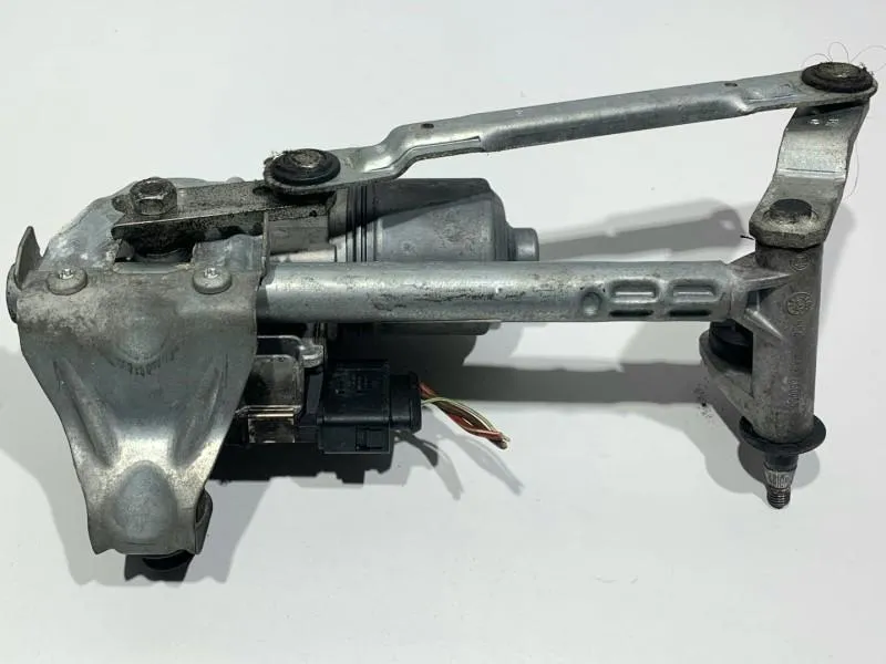 Ansamblu stergator cu motoras dreapta 5P0955024D Seat Altea XL (2006-2009)