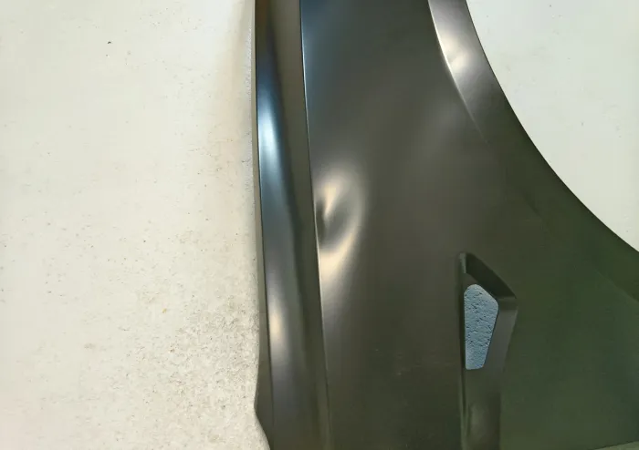 Aripa Dreapta (cu gaura pentru semnalizator) potrivit TESLA MODEL 3 01.17-09.20 Resigilat