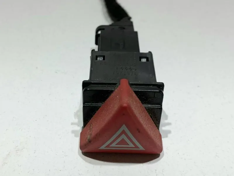 Buton avarie 8P0941509A Audi A3 facelift (2008-2013) [8P1]