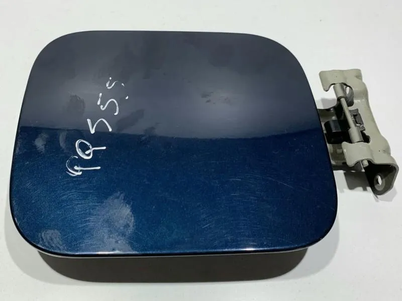 Capac / usa rezervor culoare albastra - bw9 Nissan Qashqai facelift (2010-2013) [J10]