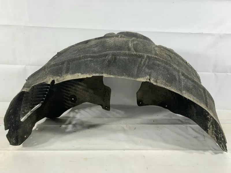 Carenaj roata stanga fata Audi Q7 facelift (2010-2015) [4L]