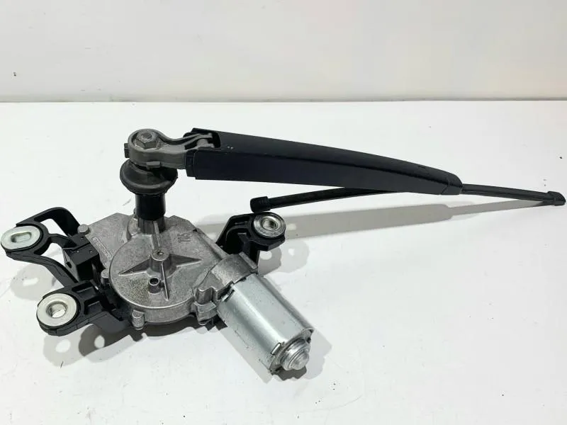 Motoras stergator luneta cu brat stergator 5K6955711B Volkswagen Polo 5 (2009-2017)[6R]