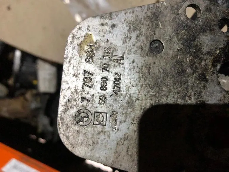 Racitor ulei 7787698 BMW Seria 3 (2005-2012) [E90] 2.0d 163 cp