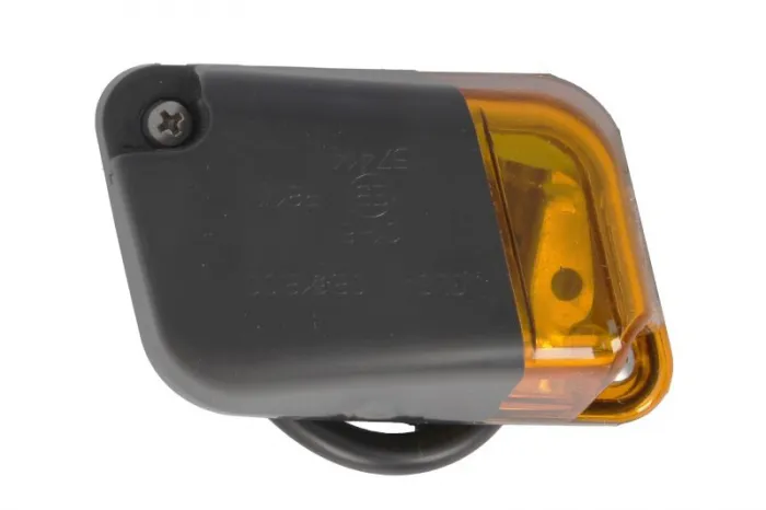 Semnalizator lateral dreapta potrivit IVECO EUROSTAR, EUROTECH MH, EUROTECH MP, EUROTECH MT, EUROTRAKKER, TRAKKER I 01.92-