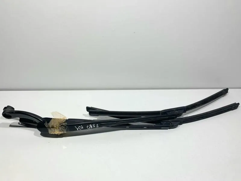 Set brate stergatoare fata Seat Exeo (2008-2013)