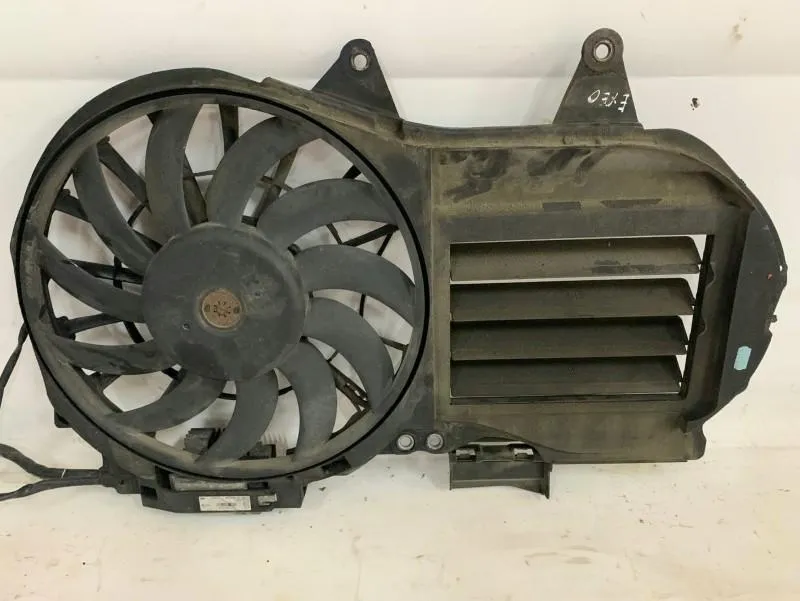 Ventilator radiator 3R0121205 Seat Exeo (2008-2013) 1.8 benzina CDHB