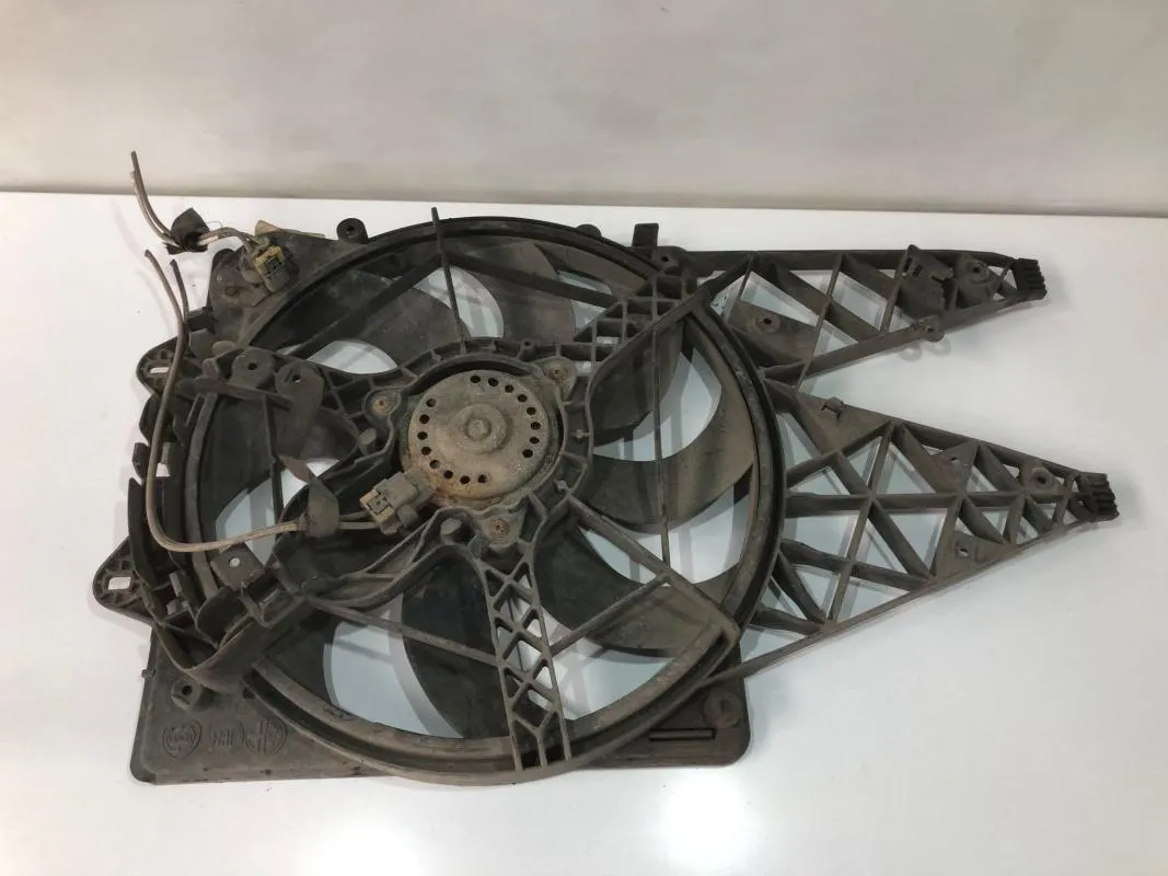 Ventilator radiator 51812208 Fiat Doblo 2 (2009-2015) 1.3 multijet 263a2000