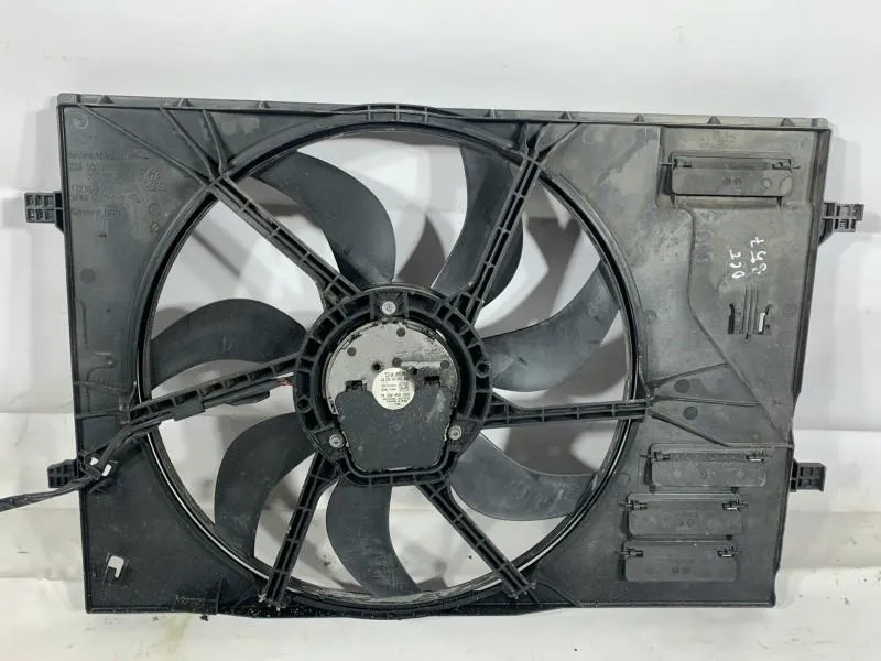 Ventilator radiator 5Q0121205 Skoda Octavia 3 (2013-2017 ) 1.6 tdi CLHA