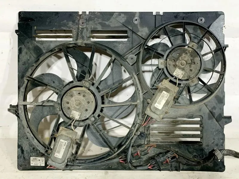 Ventilator radiator 7L0121203F Audi Q7 (2006-2010) [4L] 2.5 tdi bac