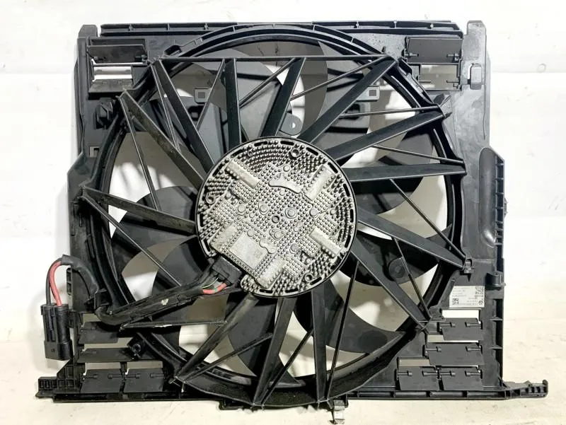 Ventilator radiator 8509743 BMW Seria 6 (2010->) [F13, F06] 4.4 benzina