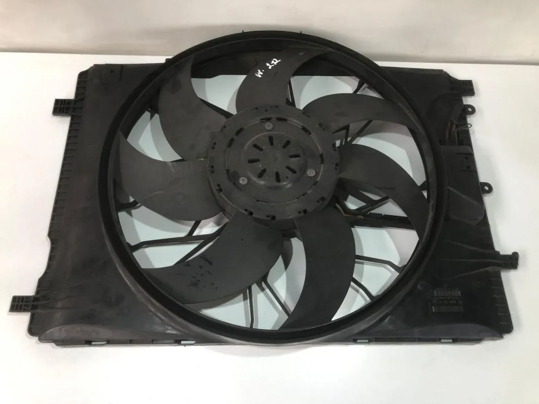 Ventilator radiator a2045000293 Mercedes CLS (2004-2010) [C219] w219 350 cdi 642836