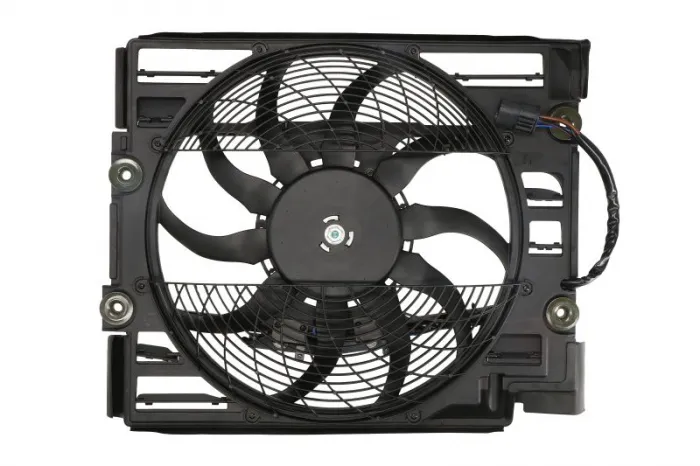 Ventilator radiator (cu carcasa) potrivit BMW 5 (E39), 7 (E38) 2.0-5.4 03.94-05.04