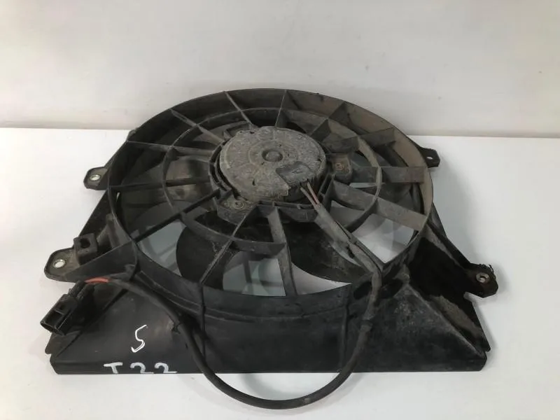 Ventilator radiator Toyota Avensis (2003-2008) T25 2.2d